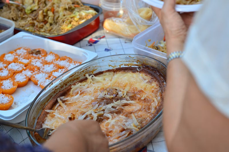Kainan sa parke