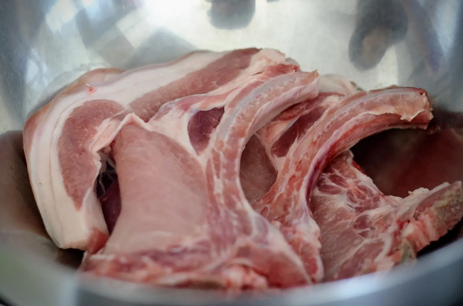 Pork chops bone-in cuts are juicer