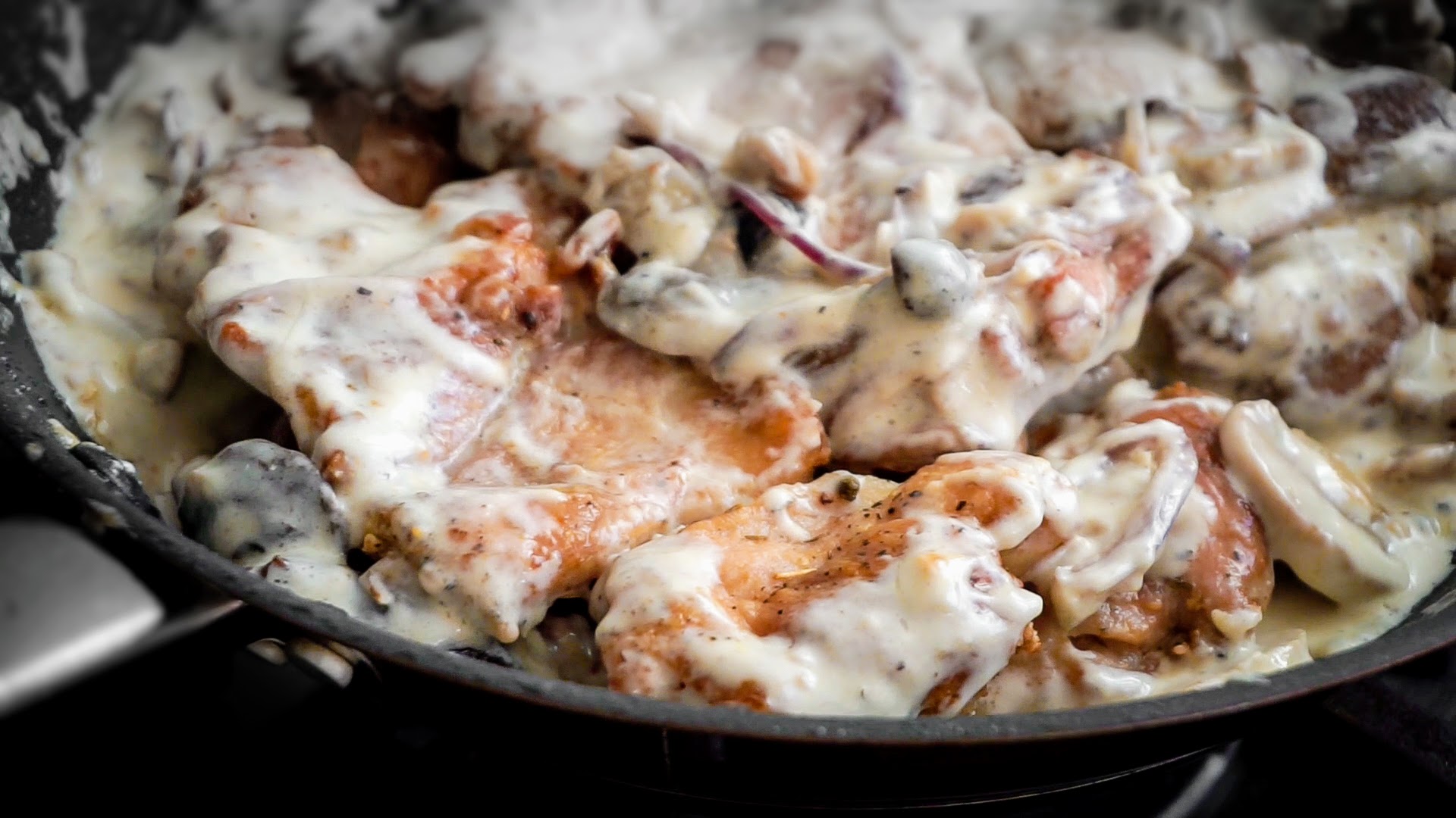 Chicken Mushrooms in Blue Cheese Sauce
