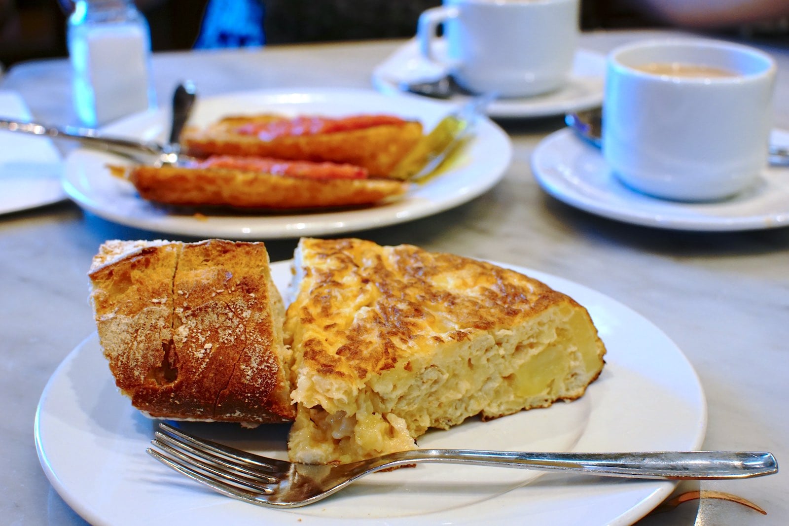 Agahang Kastila: Pincho de Tortilla, Churros at Tostada de Tomate