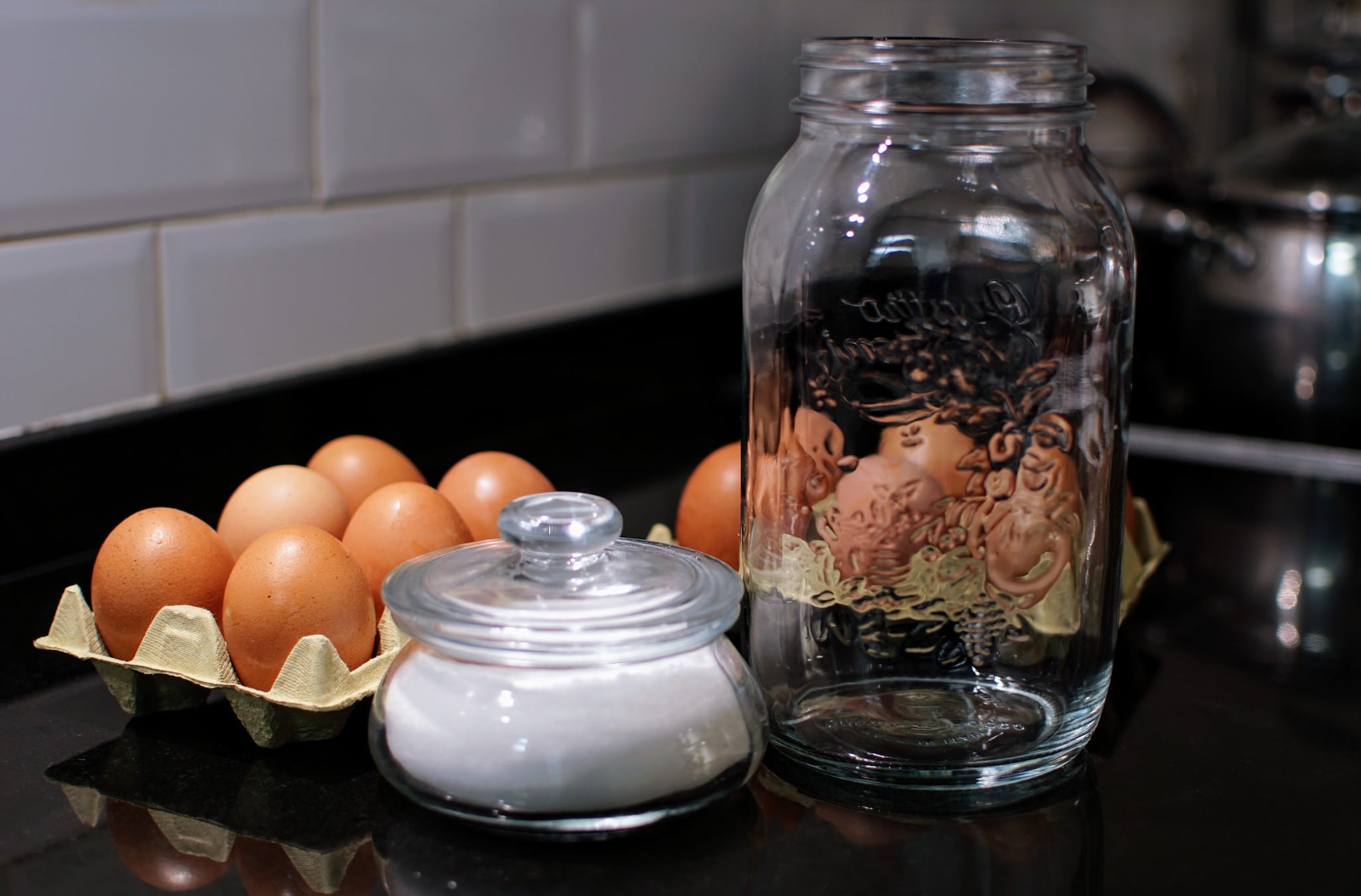 Ingredients of making salted eggs