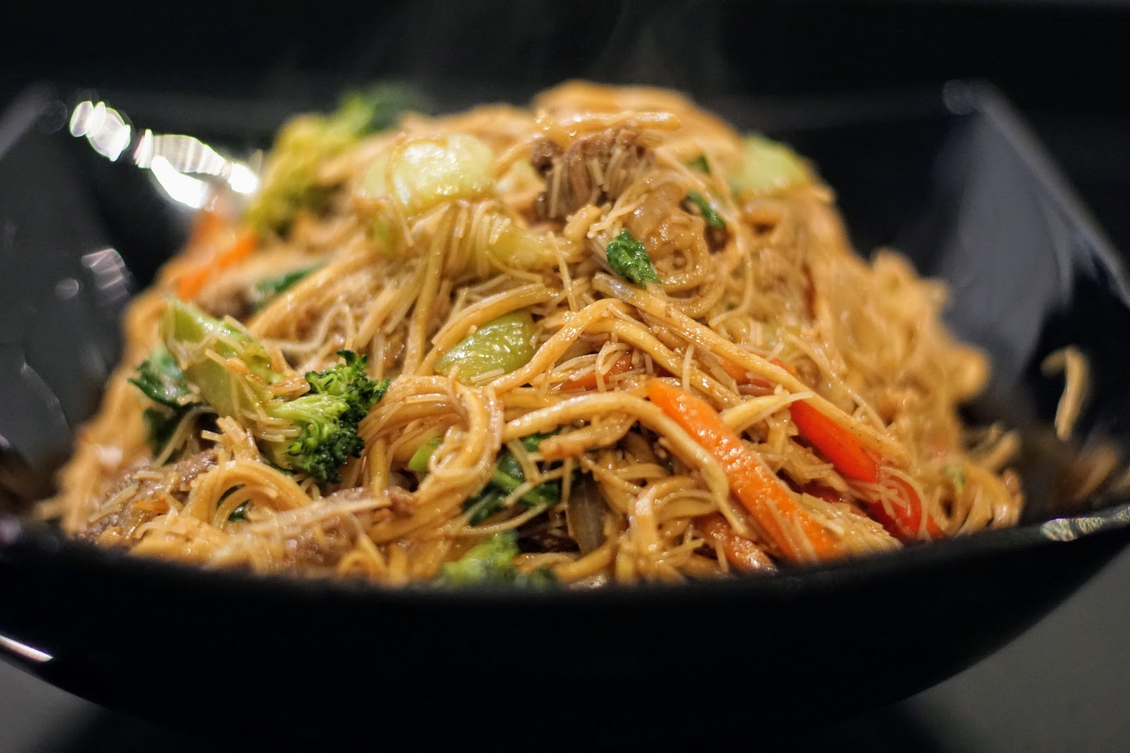 Pancit Guisado Espesyal served in a bowl